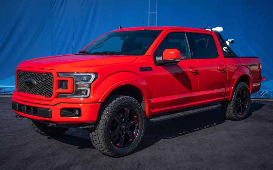 Ford F-150 Lariat Sport Crew Cab with Black Appearance Package by Ford Accessories '2019